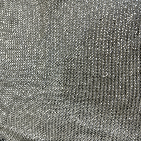 Cropped white sweater with silver tone. - Picture 2 of 4